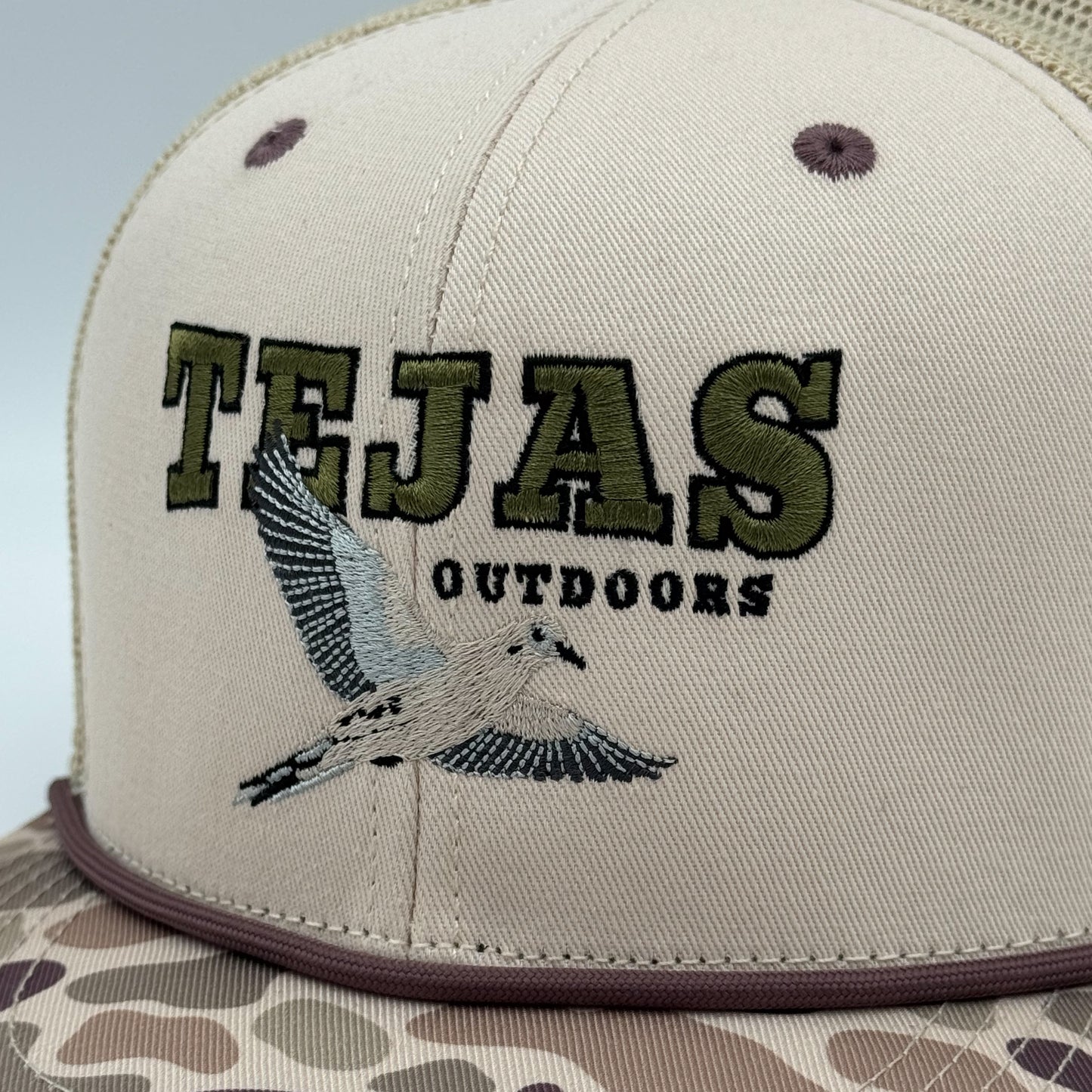 “Tejas Dove” Cream, Camo
