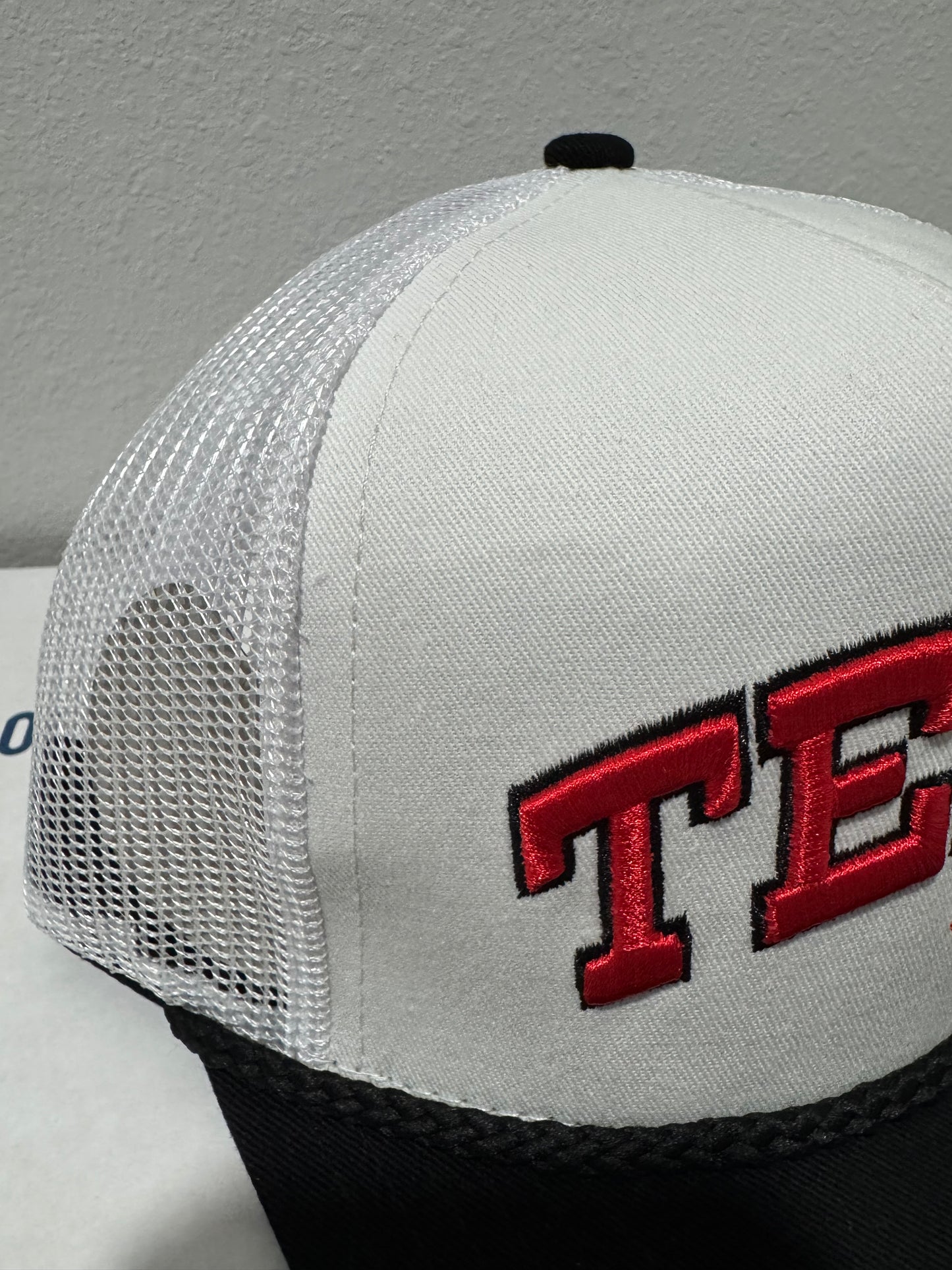 *BLEMISHED* "Matador" Red,Black