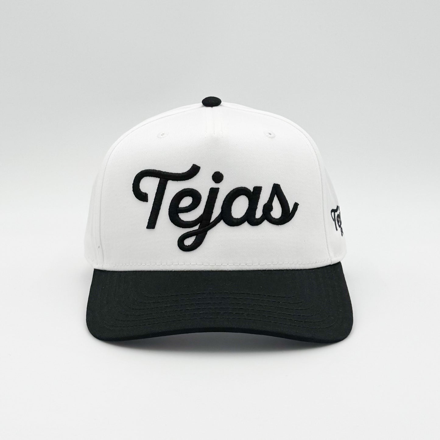 “San Manuel” White/Black
