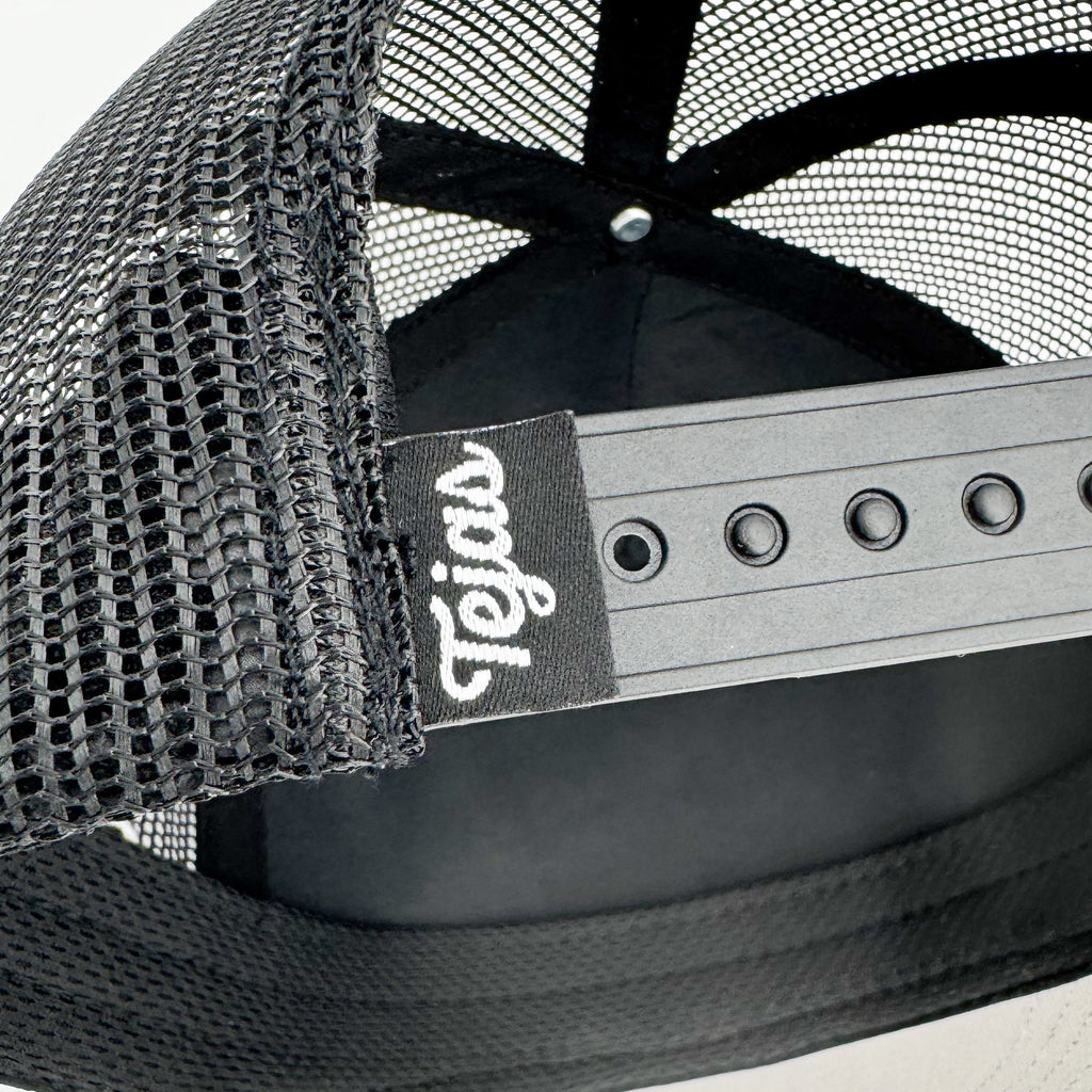 “Spur” Black