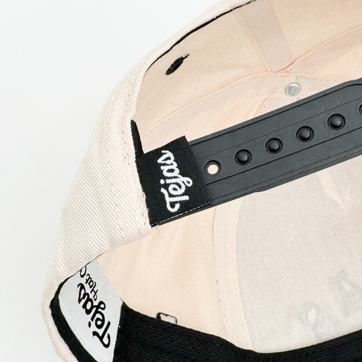 "Hondo" Cream, Black