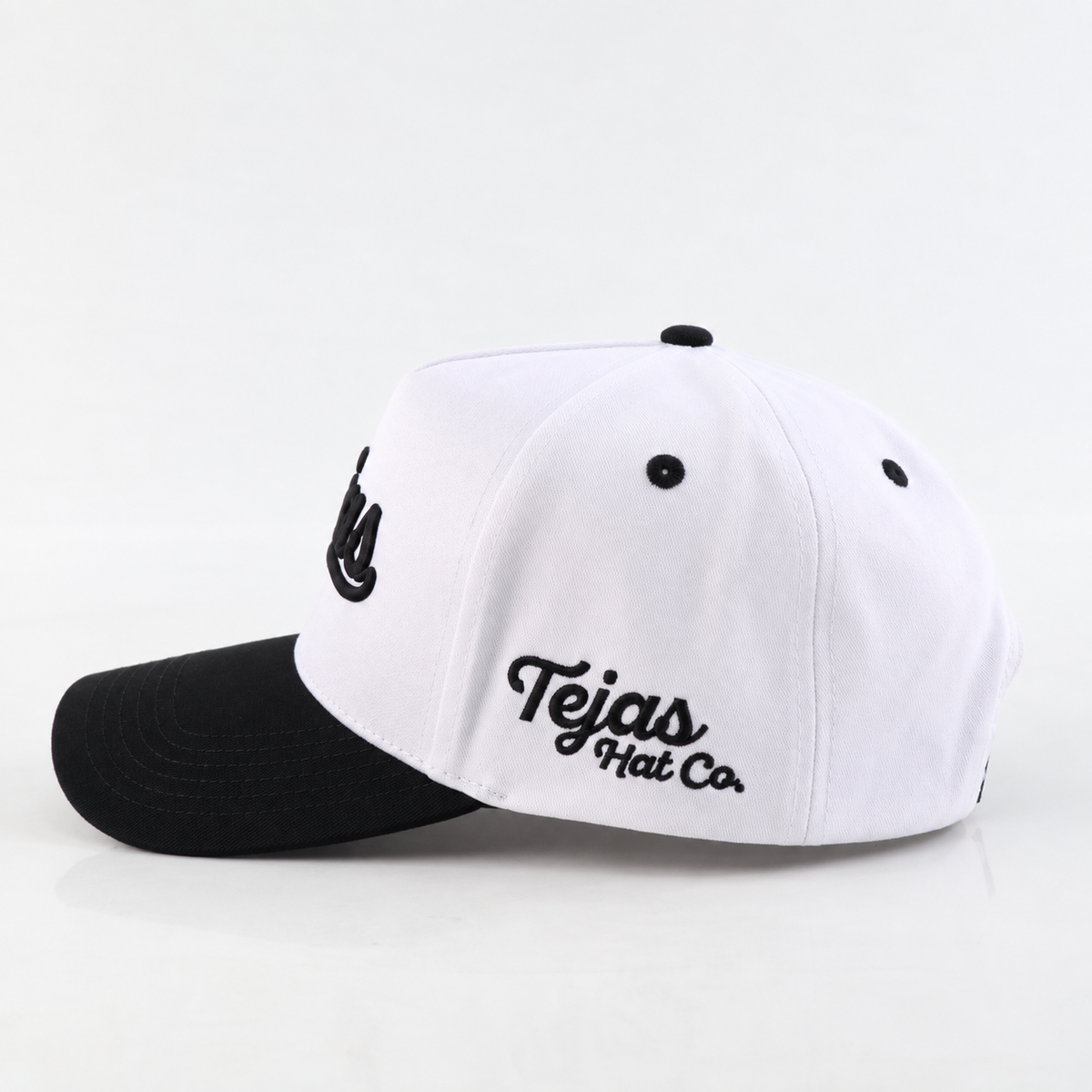 “Permian” White/Black